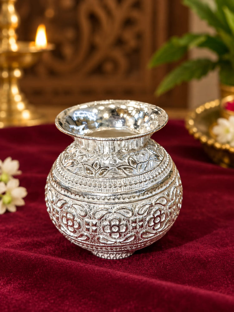 SMALL SILVER KALASH